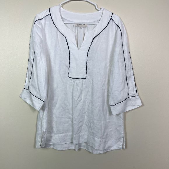 Jones New York White Tunic with Black Trim Size Medium - Picture 2 of 10